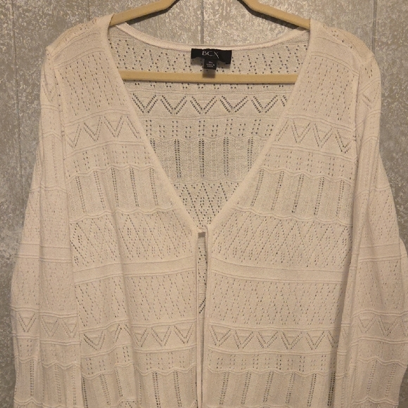 (NWOT)BCX Women's Cream Cardigan Sweater - Picture 3 of 6